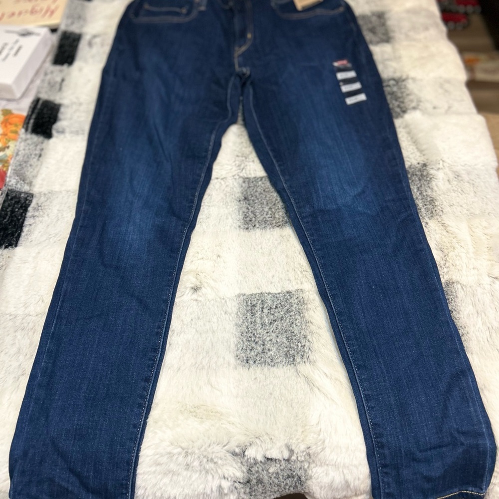 Levi's Women's Dark Blue Skinny Jeans
